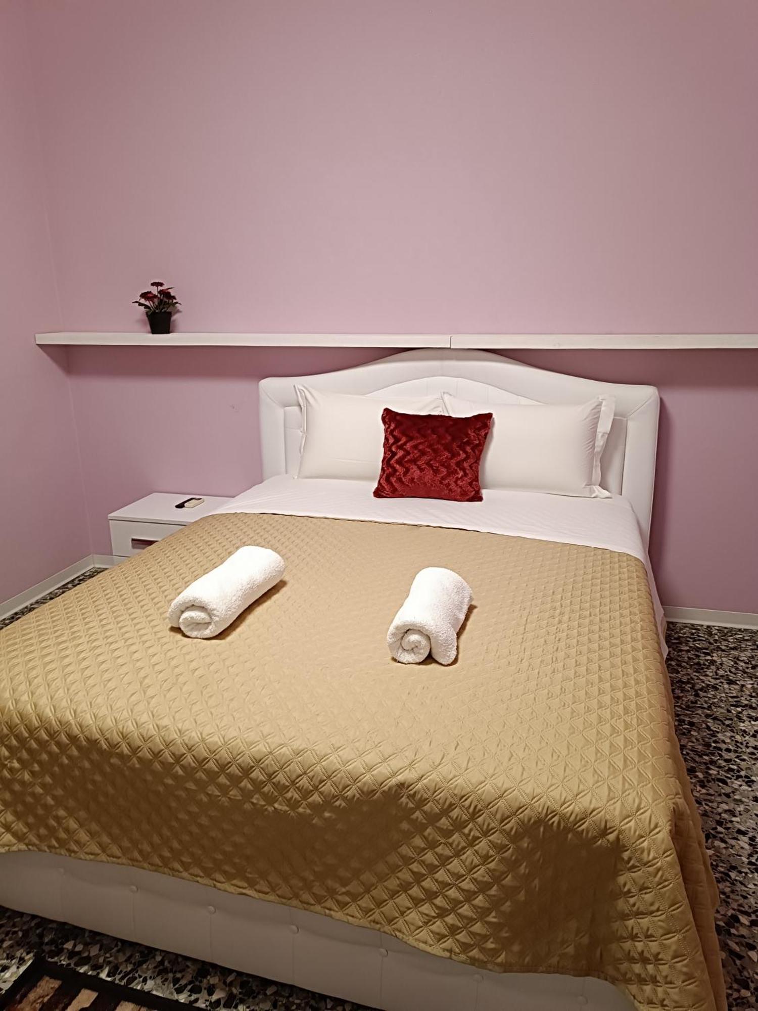 Locazione Turistica 2 Bed and Breakfast Tessera Εξωτερικό φωτογραφία